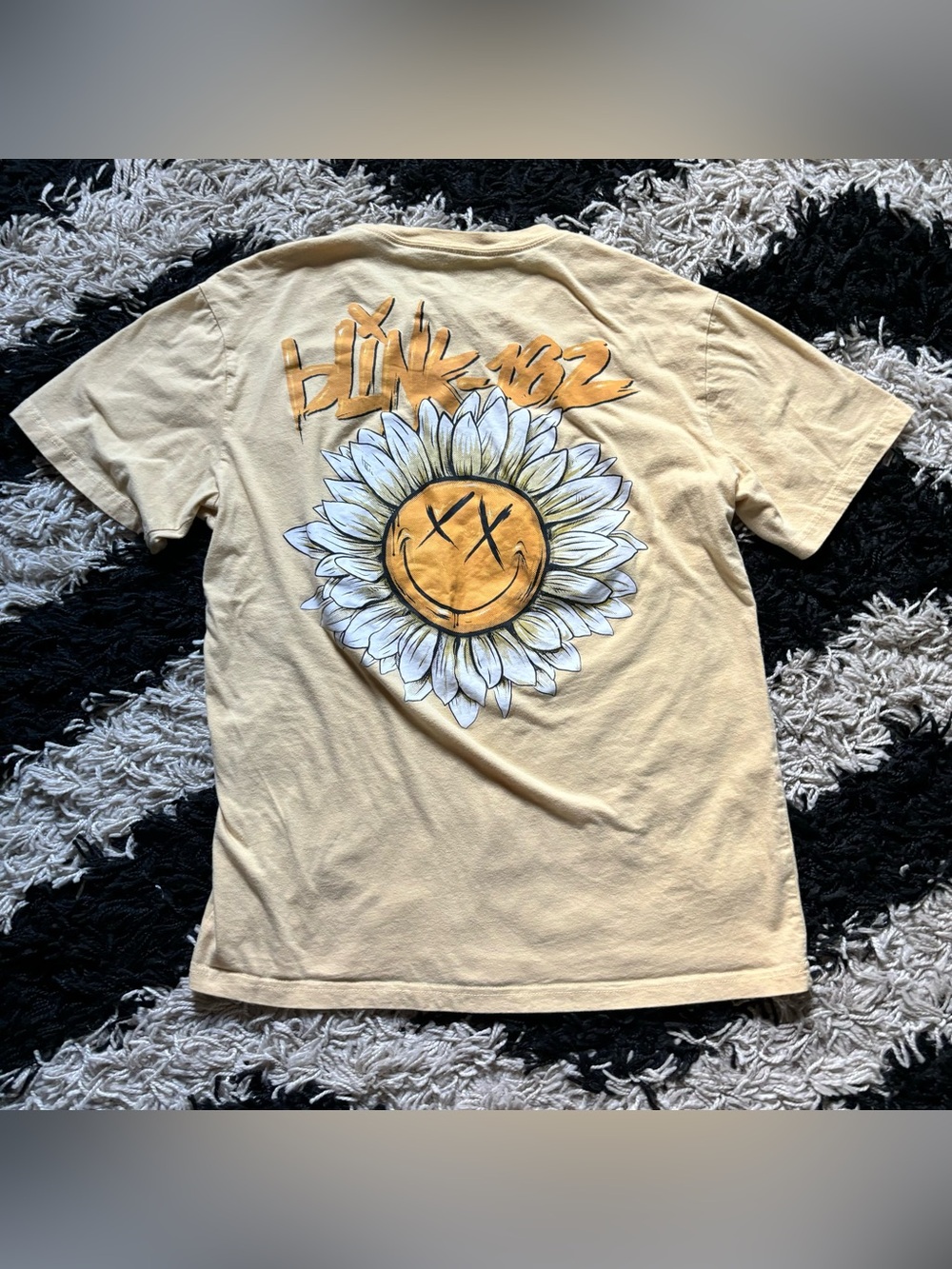 Blink-182 Sunflower Graphic Yellow Short Sleeve Tshirt